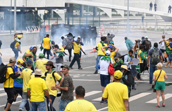 Intento de golpe en Brasil: bolsonaristas invadieron sedes de los tres poderes del Estado 1