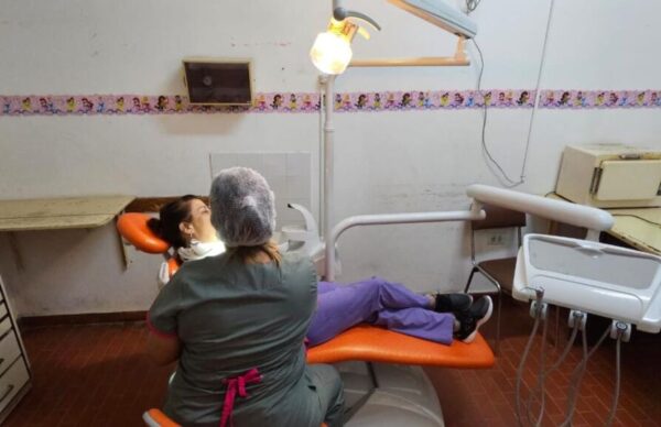 Salud Pública dotó a las ocho regiones sanitarias chaqueñas de sillones odontológicos 2