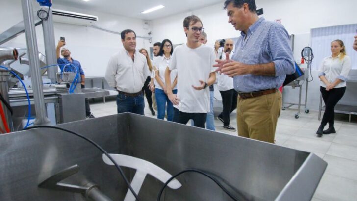 Capitanich y Sebastián Lifton visitaron las instalaciones de la nueva carnicería “La Esperanza”