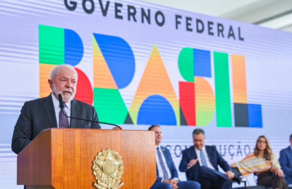 Brasil: en un balance de los primeros 100 días de gestión, Lula habló de "reconstrucción" 1
