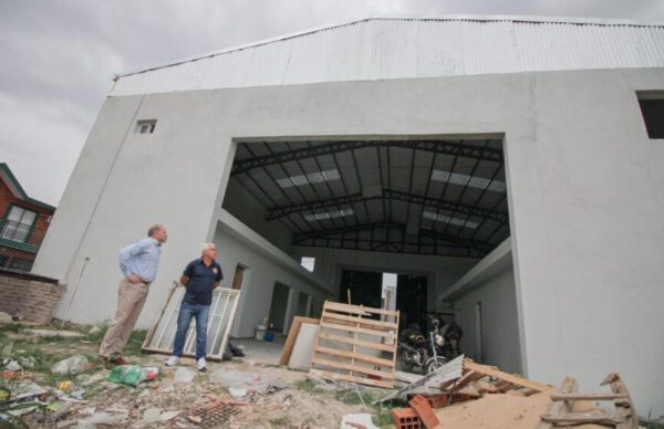 Juan Manuel Chapo y Américo Arias supervisaron el avance de obra del nuevo cuartel en la Zona Sur de Resistencia