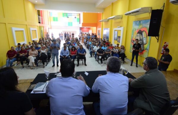Machagai: Aldo Lineras y Juan Manuel García se reunieron con la comunidad educativa del Instituto de Educación Superior 1