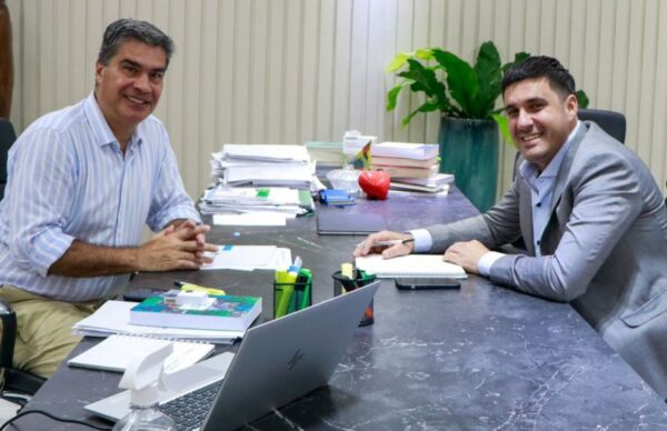 Pampa Almirón y Pinedo: Capitanich fijó agenda de obras con los intendentes