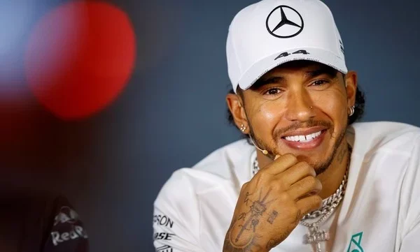 Mercedes acelera la renovación del contrato con Lewis Hamilton 1