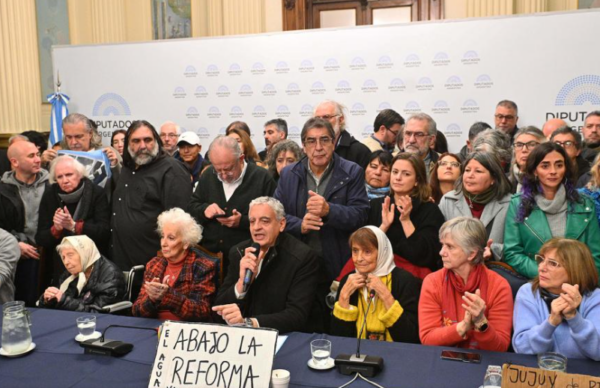 Ante el Congreso, denuncian la "grave situación de Jujuy y de su pueblo" 1