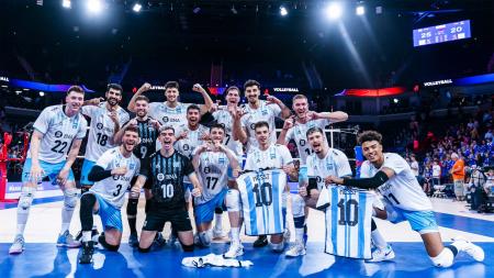 Argentina barrió a Alemania y clasificó a la fase final