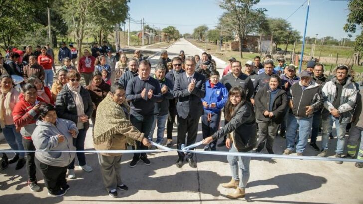 En Lapachito, Capitanich inauguró siete cuadras de pavimento