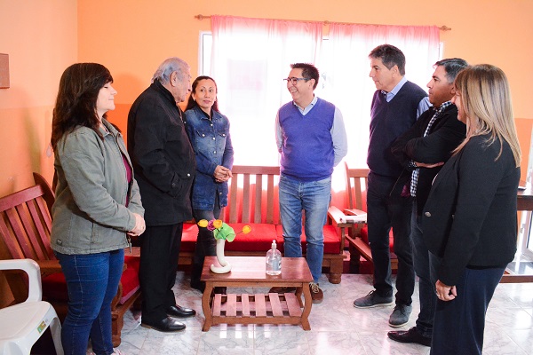 Gustavo Martínez visitó la sede de Alcec en Quitilipi
