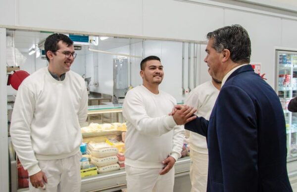 Un supermercado mayorista abrió nueva sucursal minorista en Fontana 1