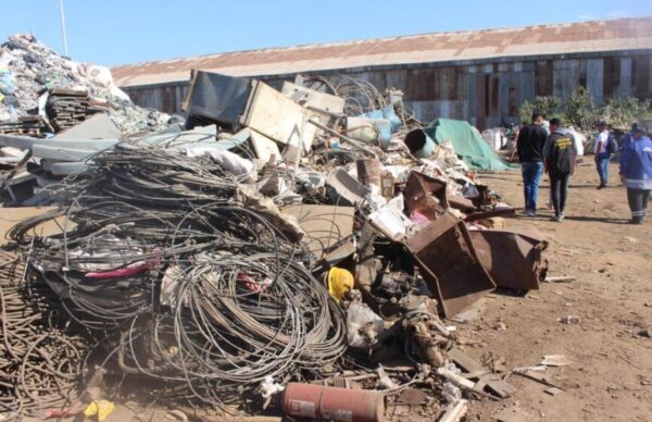 En un nuevo operativo en una planta recicladora, secuestraron 3 mil metros de cable y una jirafa de alumbrado 2