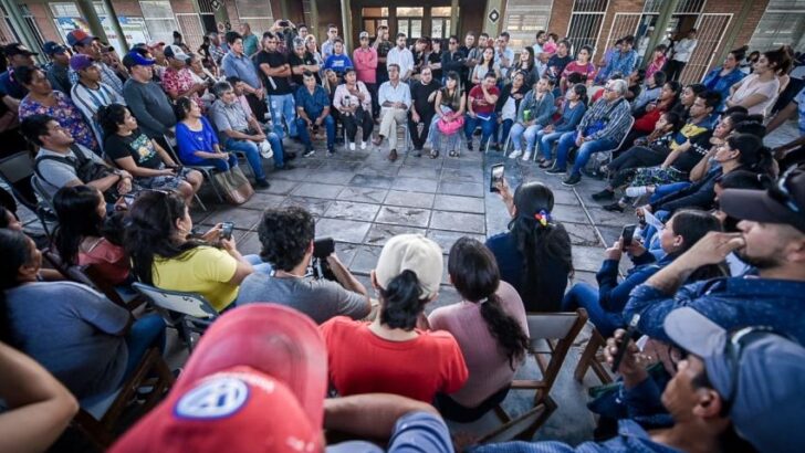 Intensa agenda de Capitanich con pueblos originarios, colectividades, jubilados y jóvenes de Sáenz Peña