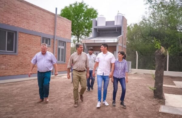 Pampa Almirón: Capitanich y Rach Quiroga inauguraron el Centro de Atención Primaria de la Salud