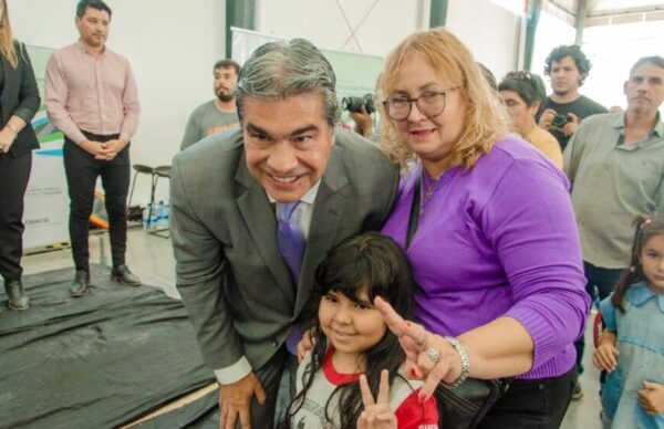 Sáenz Peña: Capitanich inauguró el nuevo edificio del Centro de Educación Física Nº 2