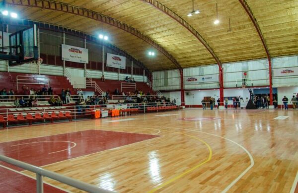 Capitanich habilitó múltiples refacciones y la refuncionalización integral del Centro Deportivo Don Bosco 3