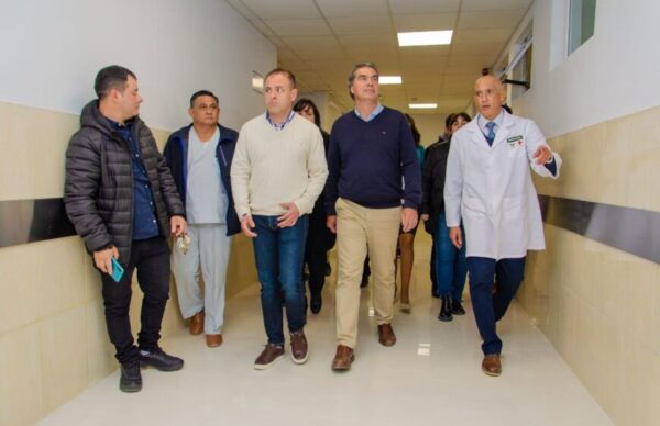 Colonia Elisa: Capitanich inauguró las mejoras en el Hospital "Sargento Cabral" 1