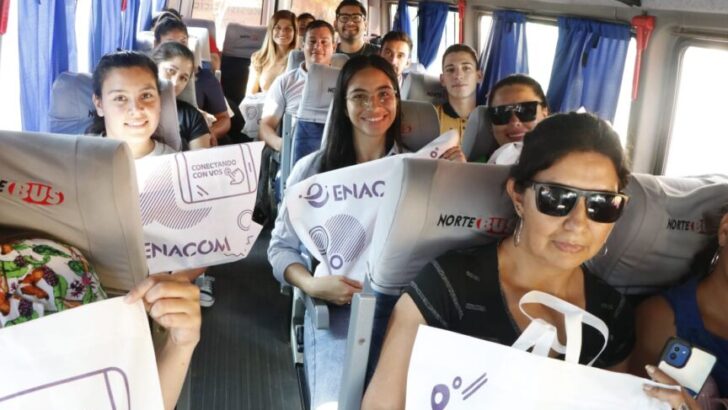 “Conectando con Vos”: ENACOM y ECOM Chaco entregaron 3.000 tablets