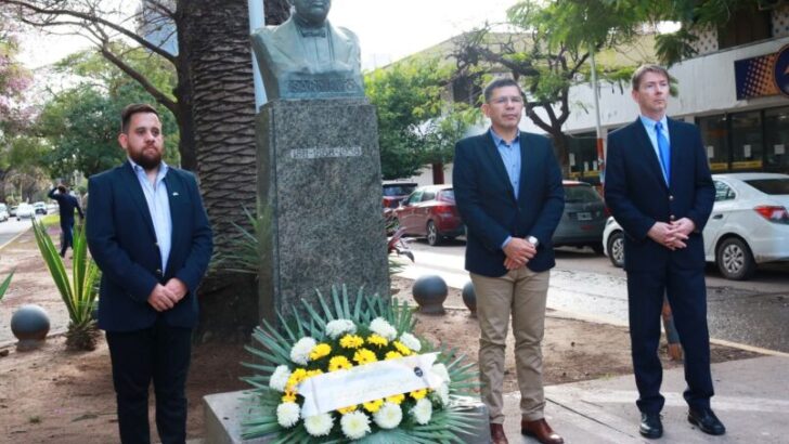 En el Día del Maestro, Resistencia brindó un homenaje a “Domingo Faustino Sarmiento”