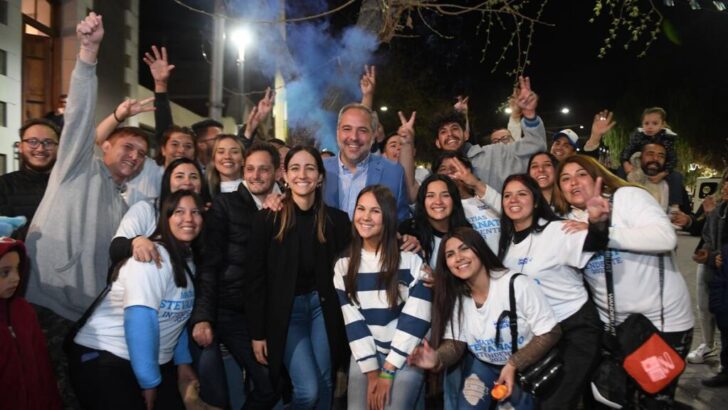 Mendoza: Massa saludó a los intendentes peronistas que retuvieron el poder