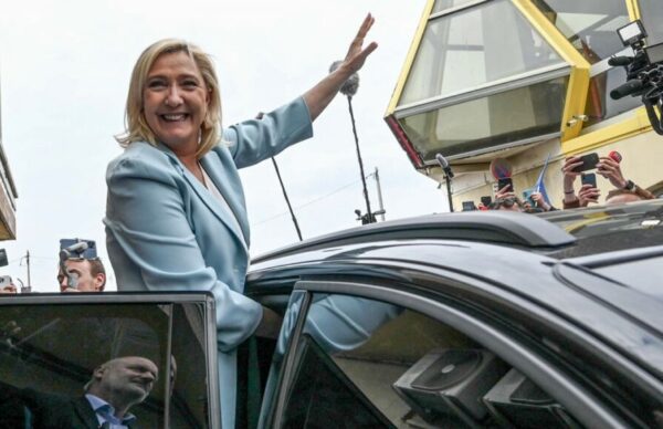 "Sistema organizado fraudulento": Fiscalía de París solicitó un juicio oral contra Marine Le Pen