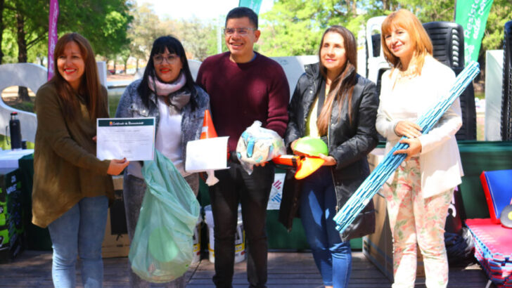 Eco Ciudad Recicla entregó premios a 26 instituciones que se beneficiaron con el canje de residuos sólidos