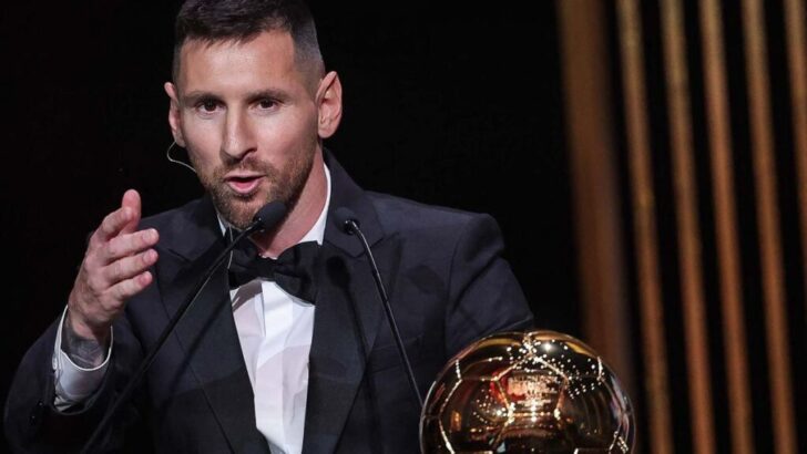 Messi ganó su octavo Balón de Oro y se lo dedicó a Diego