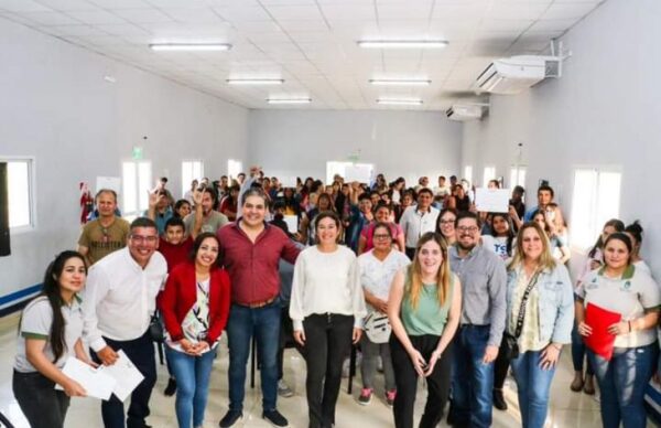 Regularización dominial en Sáenz Peña: concretaron una nueva entrega de RUBH