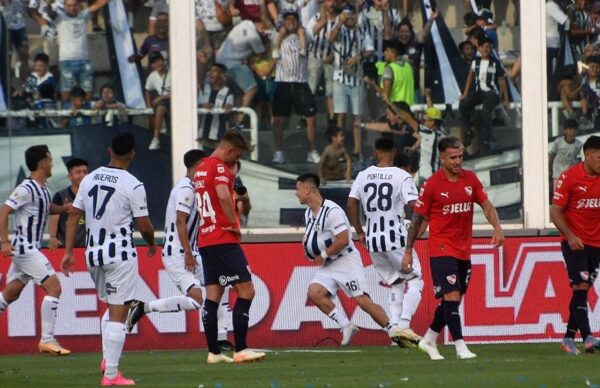 Independiente perdió y no pudo lograr el pase en la Copa de la Liga 1