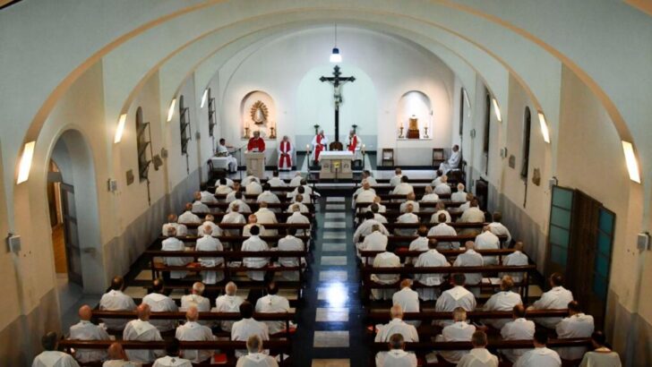Previo al balotaje, la Iglesia católica convoca a una jornada de “oración por la Patria”