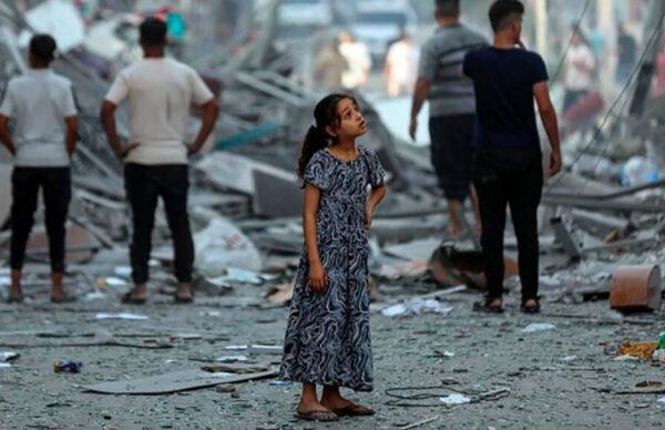 Unicef: "penden de un hilo" las vidas de más de un millón de niños en Gaza