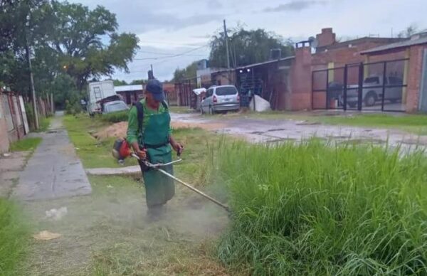 Resistencia: el Municipio avanza en tareas de saneamiento integral en la zona sur