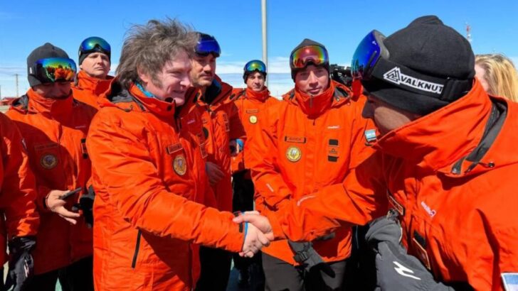 Antártida: Milei llegó a la base de Marambio