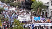 Córdoba y Santiago del Estero: masivas marchas en favor de la universidad pública