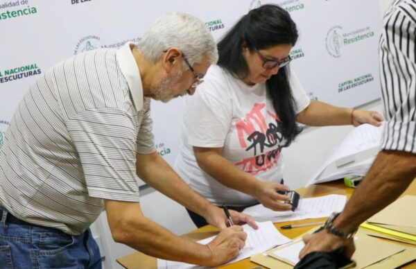 Municipalidad de Resistencia realizó la apertura de sobres de licitación para la compra de 300 contenedores de residuos