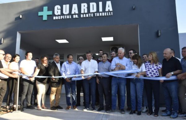 Pampa del Indio: Leandro Zdero inauguró la refacción y ampliación del Hospital “Dr. Dante Tardelli” 1
