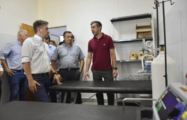 Pampa del Indio: Leandro Zdero inauguró la refacción y ampliación del Hospital “Dr. Dante Tardelli” 2