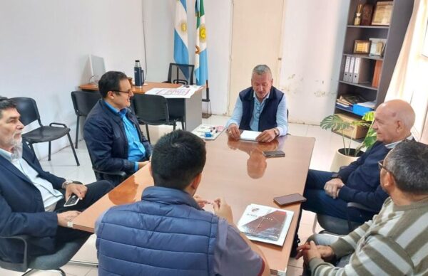 Concepción del Bermejo: SECHEEP mantuvo una reunión con el intendente Raúl Maldonado