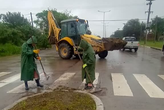 Resistencia: el municipio ejecutó operativos para recuperar la ciudad tras la lluvia